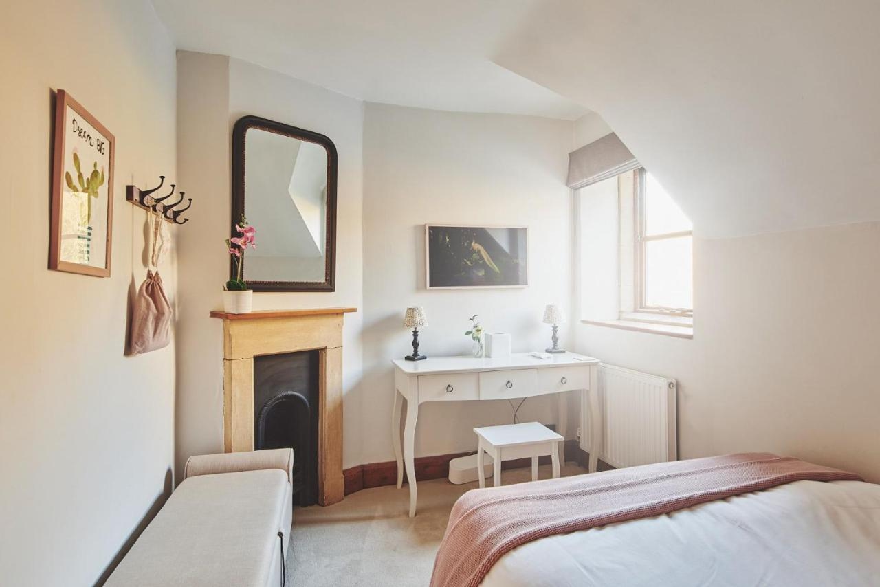 Large Stylish Luxury Cotswold Cottage - Ideal For Families, W/ Ev Charging Andoversford Exteriér fotografie